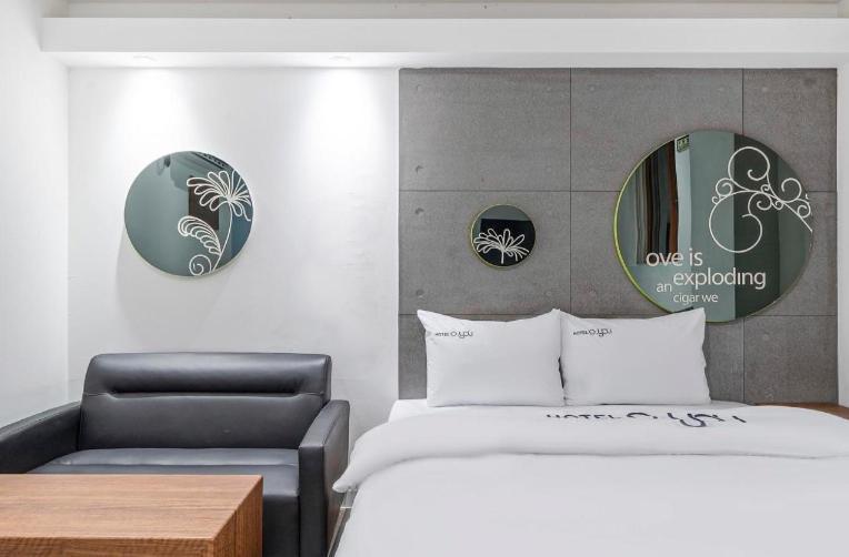 Ou Hotel Daegu Esterno foto